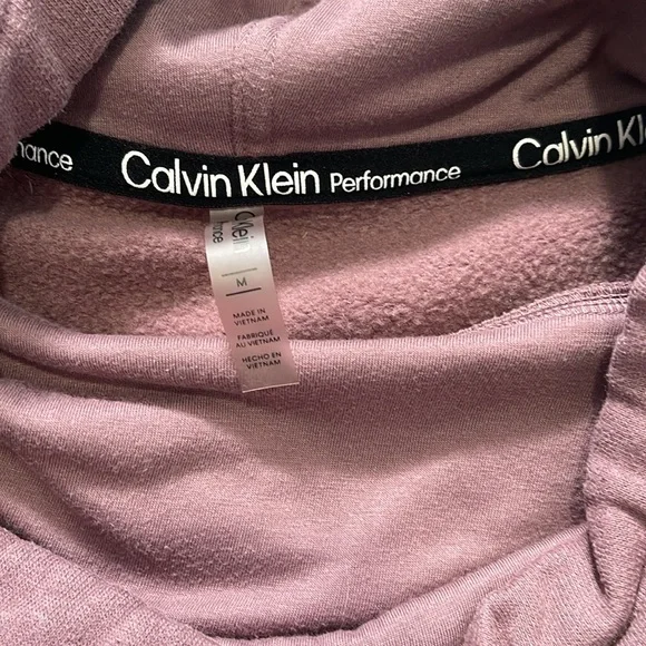 Calvin Klein sweatshirt! - Picture 3 of 6